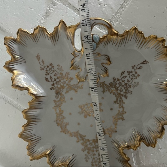 MCM Vintage White RPM Gold Glit Scroll Trimmed Leaf Dish Painted Blue Victorian - Picture 9 of 11